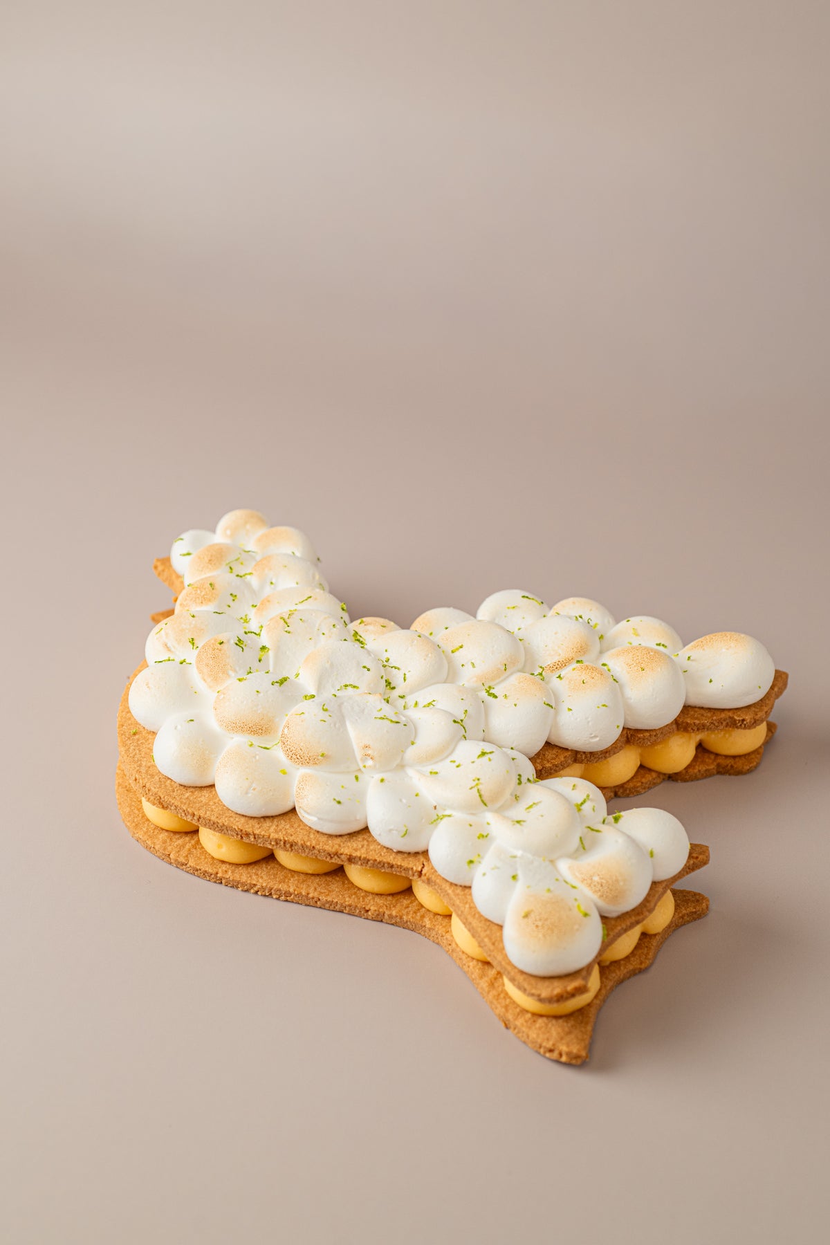 Tarta de Paloma de limón y merengue