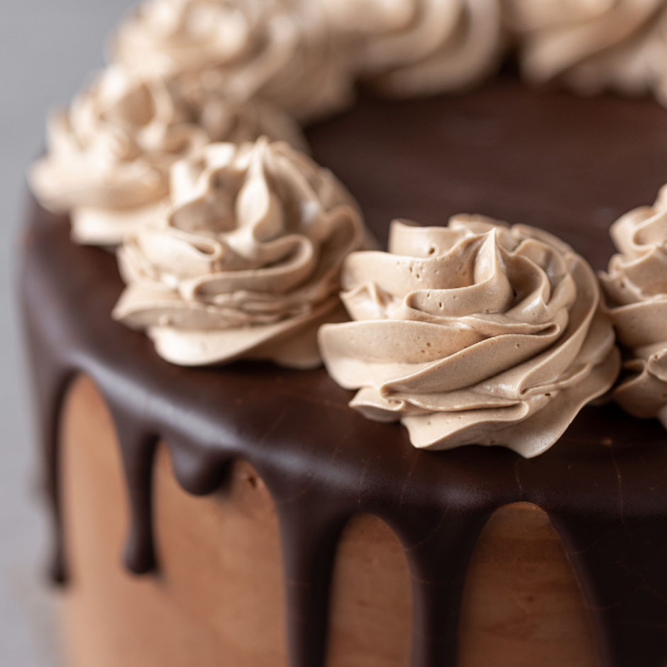 TARTA DE CUMPLEAÑOS (12 porciones)